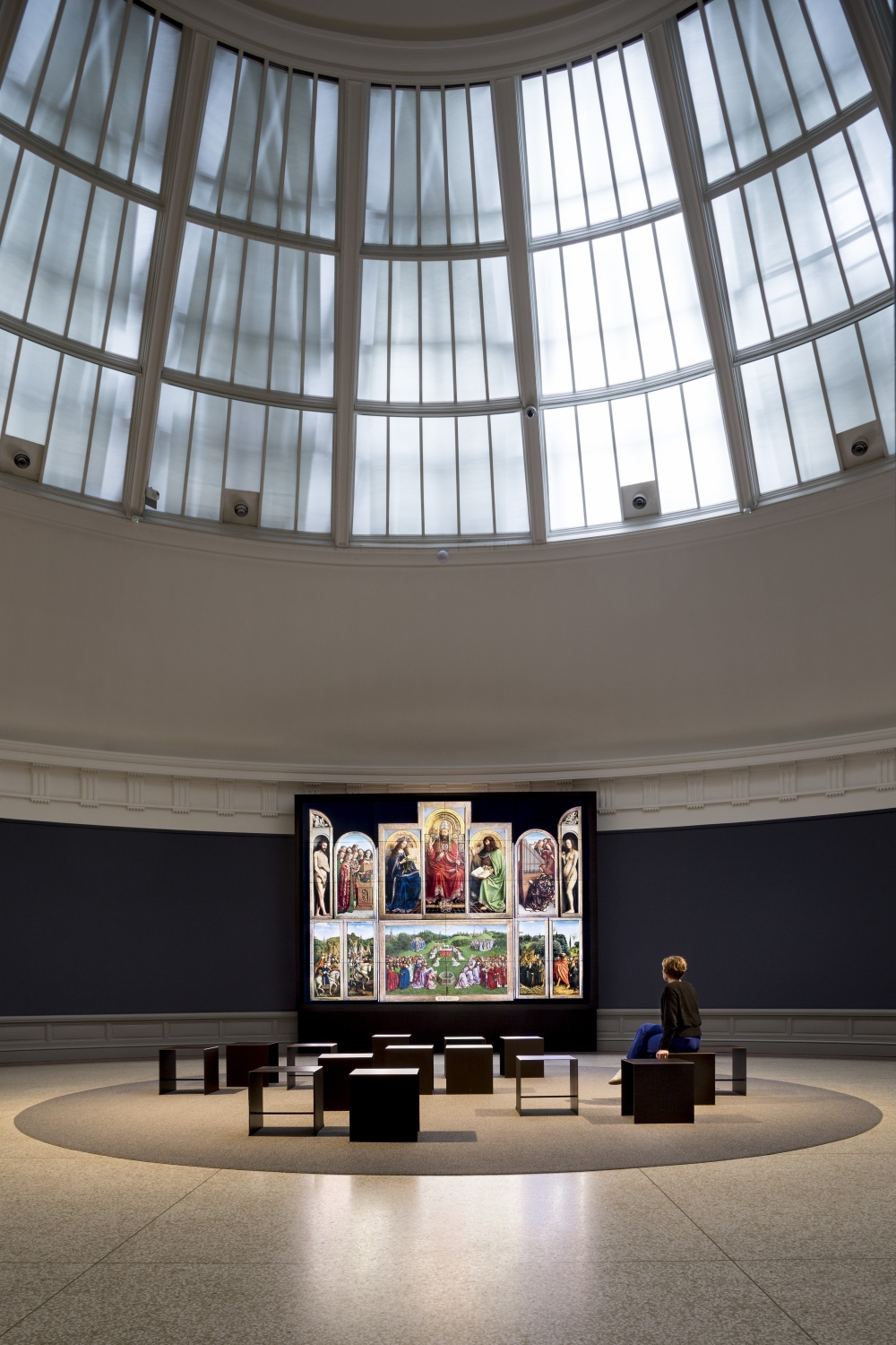 Van Eyck. An Optical Revolution